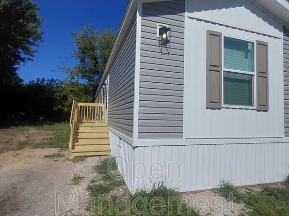 284 Kathy Cir, Jackson, MI 49202