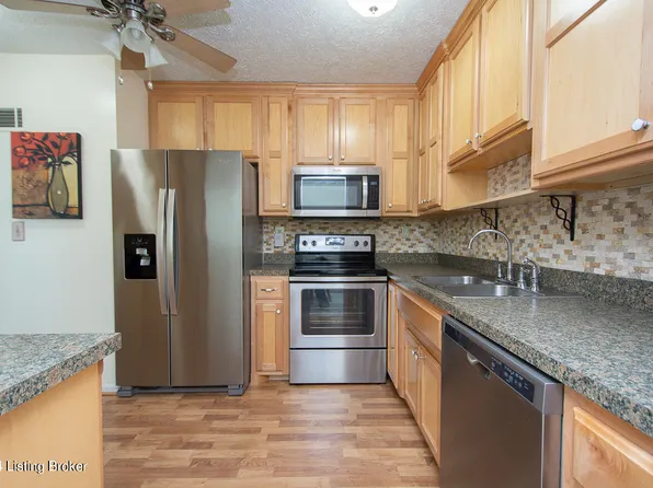 3030 Breckenridge Ln APT 330, Louisville, KY 40220