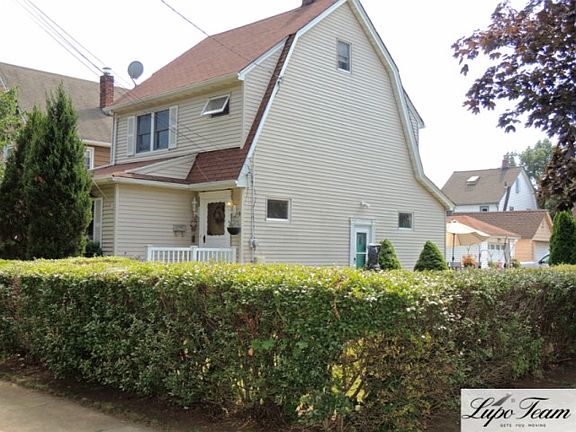 2nd image of 51 Juniper Ave