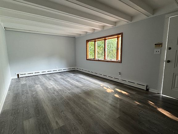 2nd image of 1 Linden Pl #1