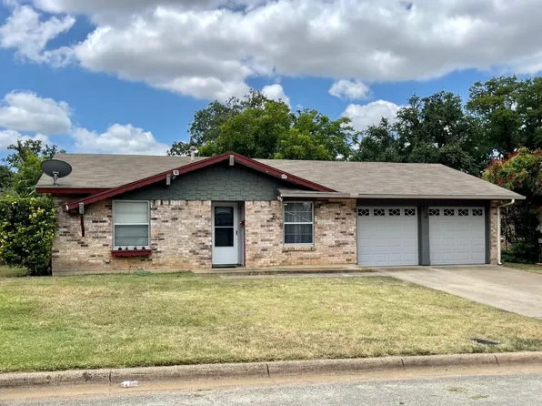 713 Brownstone St, Euless, TX 76039