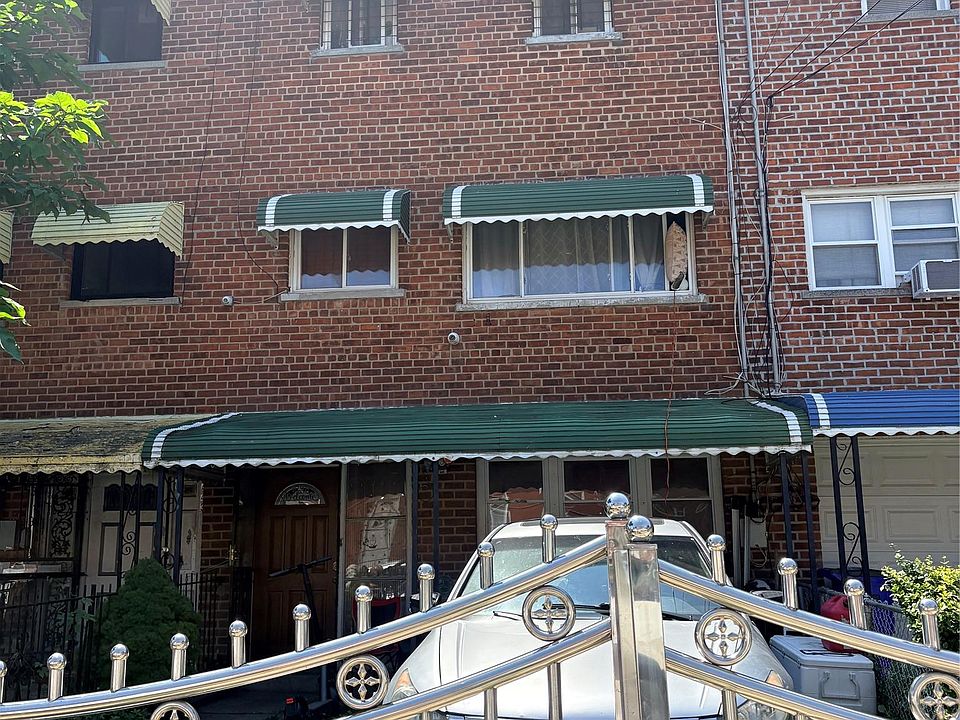 1st image of 445 Effingham Avenue