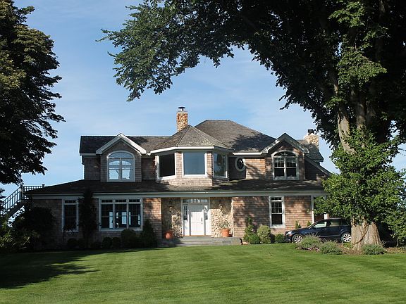 5th image of 12 Beech Hollow Ct