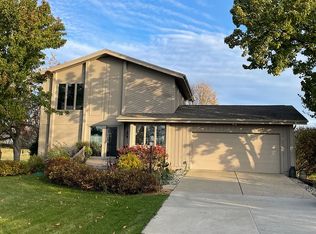 482 Willoughby Rd, Mason, MI 48854