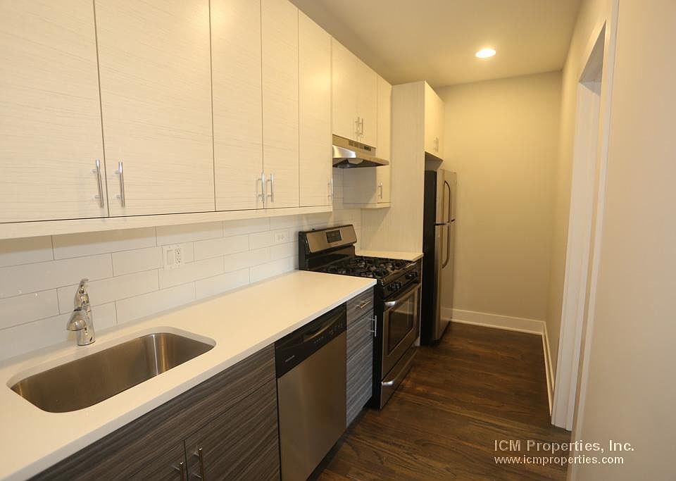 1st image of 3917 N Janssen Ave #2F