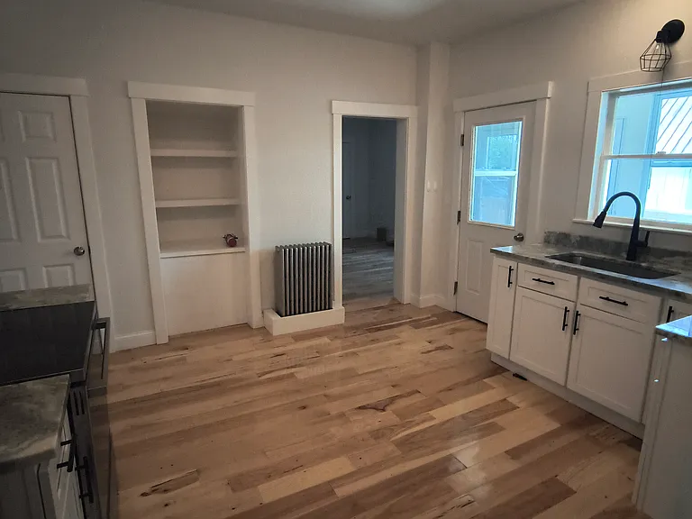 360 Elm St #1 — Photo 41