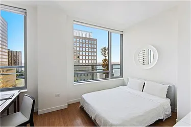 Rented by R New York