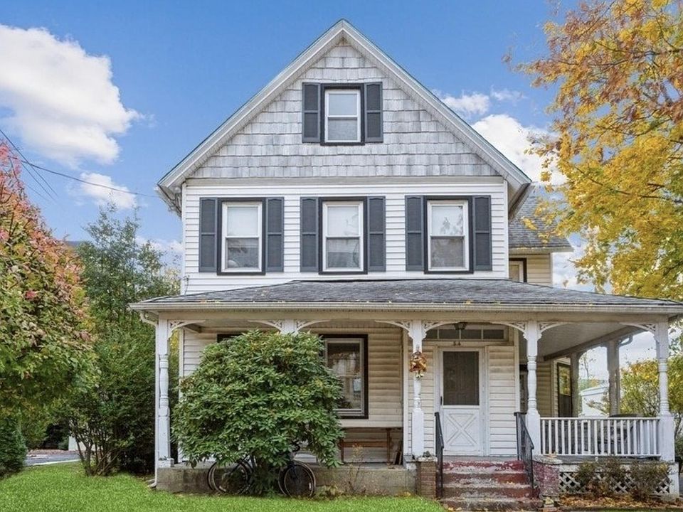 1st image of 54 Hillside Ave