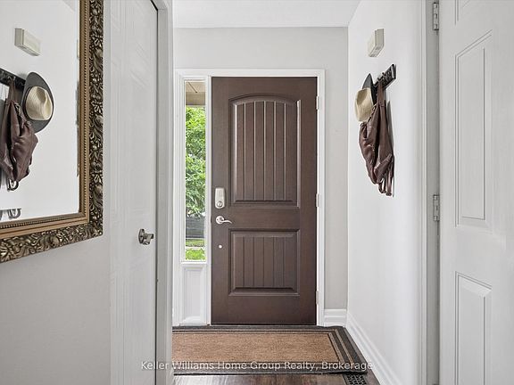 4th image of 154 Shadow Wood Ct