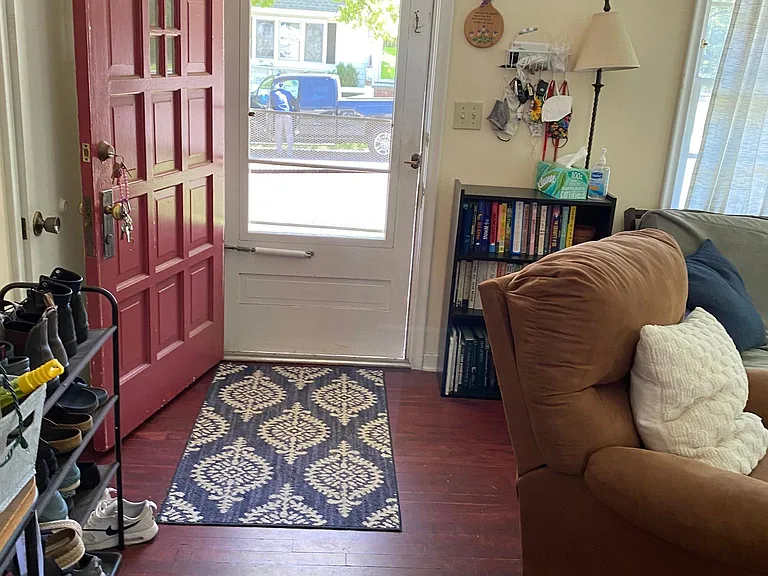 402 Ridge St — Photo 5