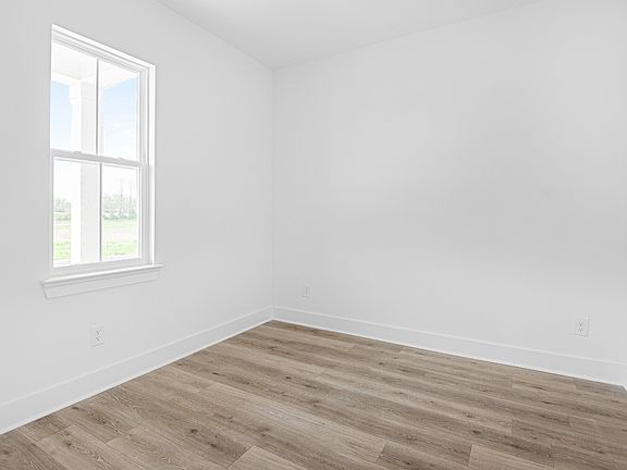 4th image of 238 Fletchers Way