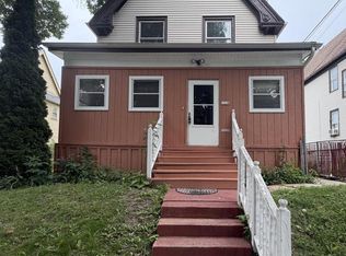 1238 N 33rd STREET, Milwaukee, WI 53208