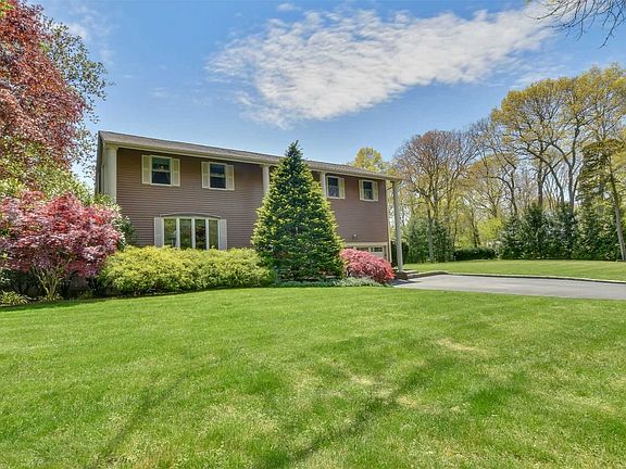 3rd image of 18 Sunnywoods Dr