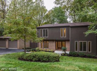 10500 Streamview Ct, Potomac, MD 20854