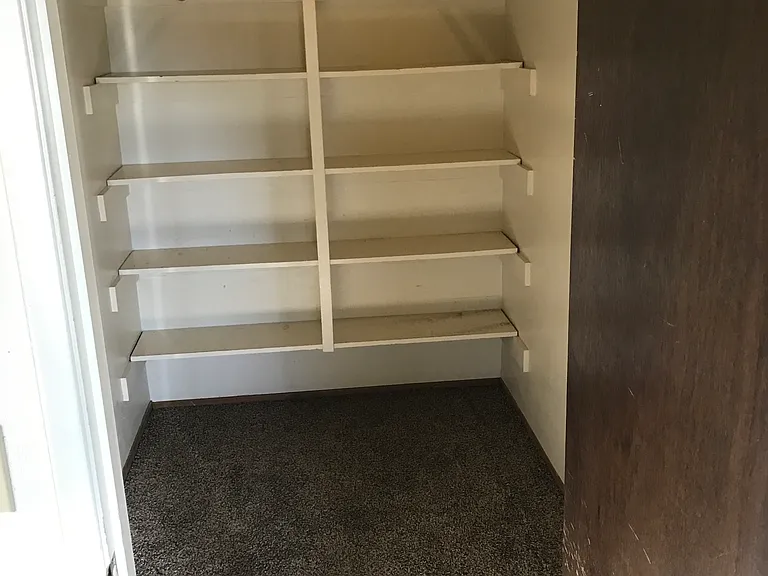 Coral Cir — Photo 7
