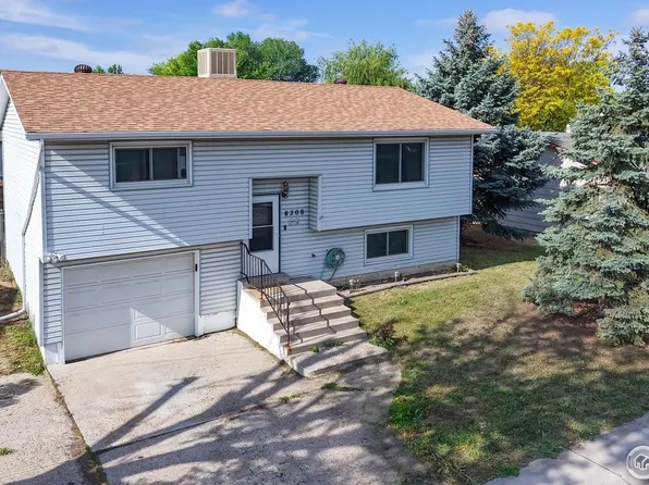 8208 Peakview Dr, Fort Collins, CO 80528