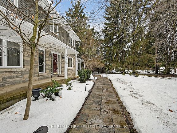 3rd image of 1597 Ryersie Rd