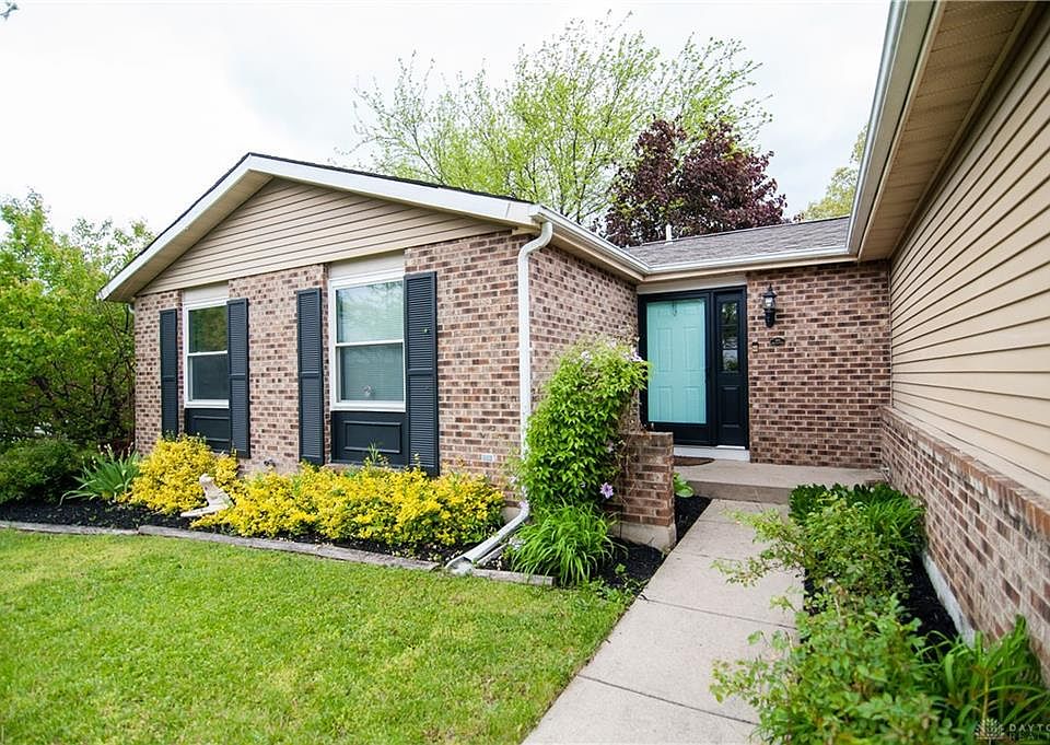 1st image of 6001 Pine Glen Ln