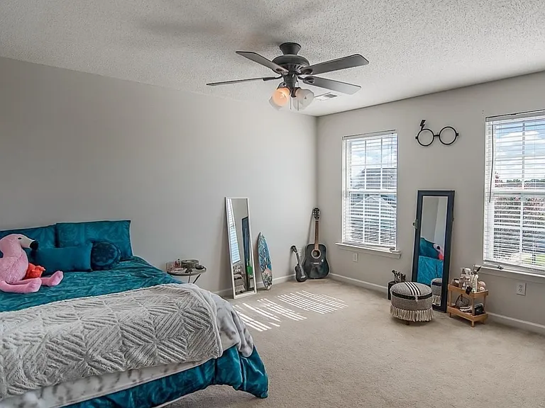456 Candleglow Dr — Photo 11