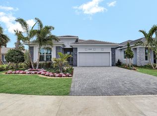 10130 Driftwood Way, Palm Beach Gardens, FL 33412