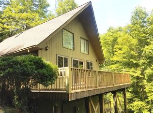 835 Dogwood Trl, Robbinsville, NC 28771
