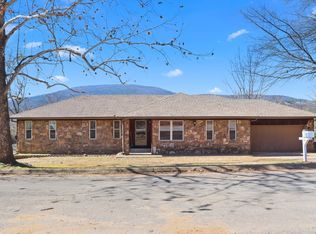 115 Crest Dr, Poteau, OK 74953