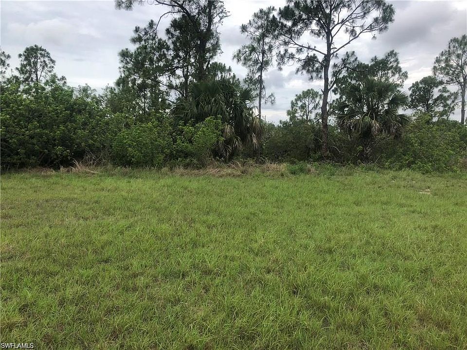 2nd image of 4132 NE 21st Pl