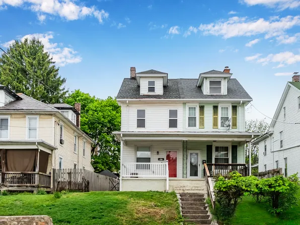 687 State St, Lemoyne, PA 17043
