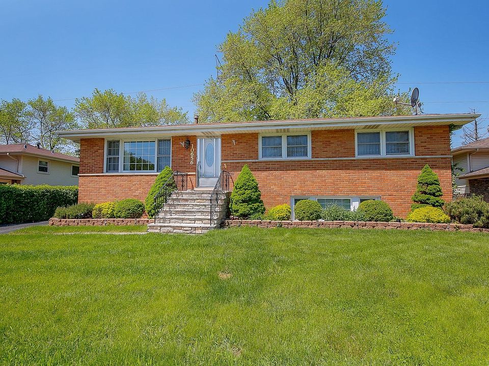 1st image of 10656 S Michael Dr