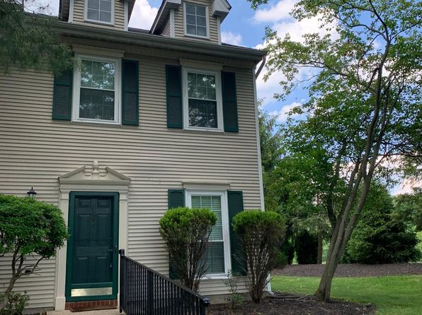 31 Sheffield Ct