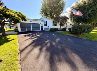 6214 Bayview Sta, Newfane, NY 14108
