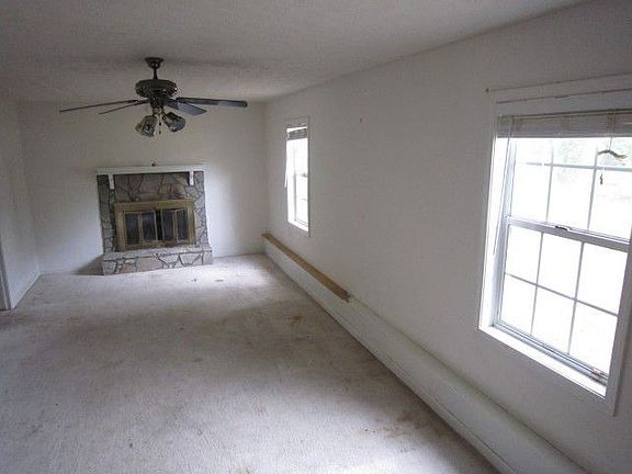 5th image of 3035 Ashley Pines Dr