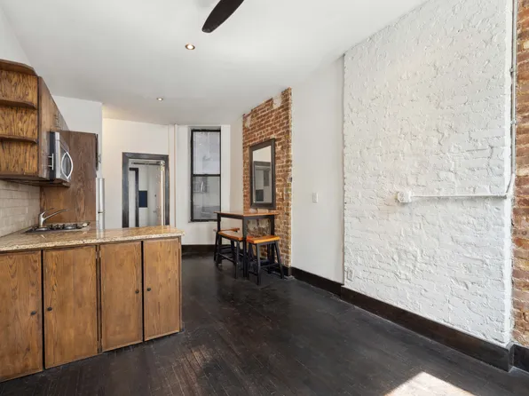 349 West 44th Street 1FE image 3 of 13