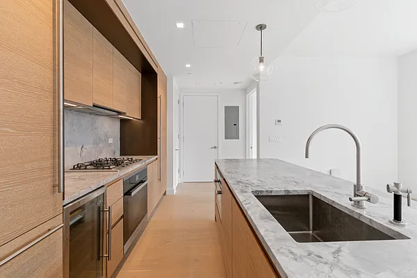 Rented by Douglas Elliman | media 18