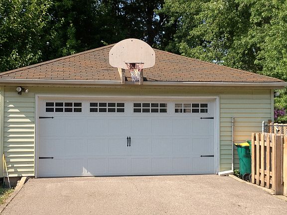 2 Car Garage