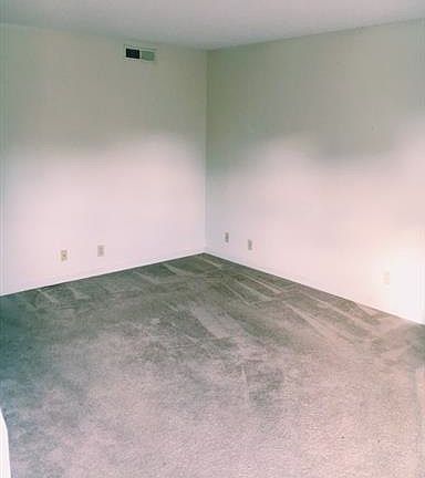 3rd image of 368 Peabody Dr APT 5