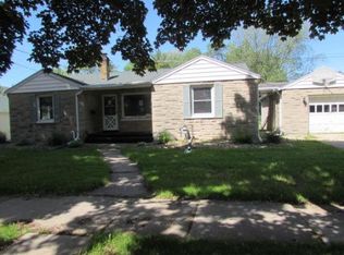 319 S Spruce St, Appleton, WI 54914