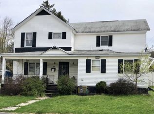 126 Park St, Carbondale, PA 18407