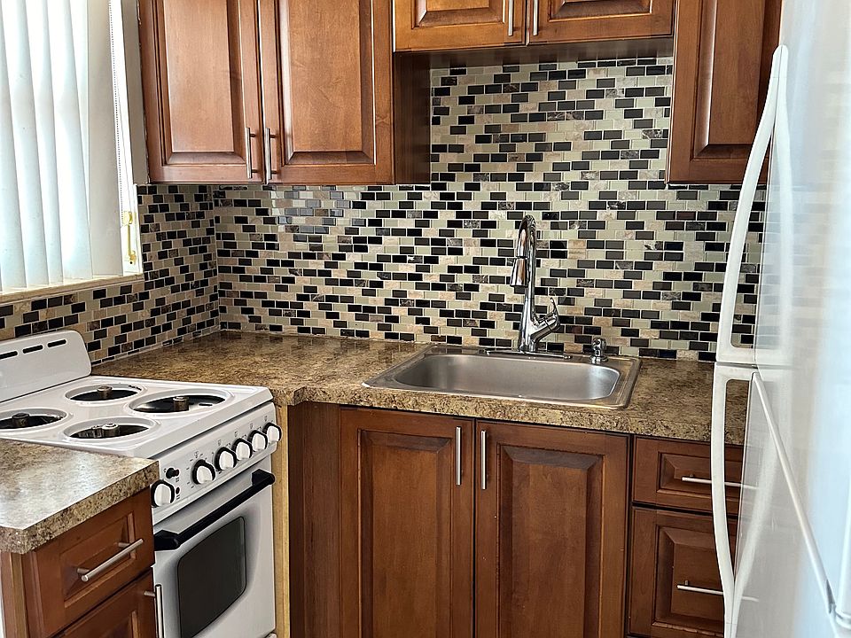 1st image of 505 S Ocean Dr APT A9