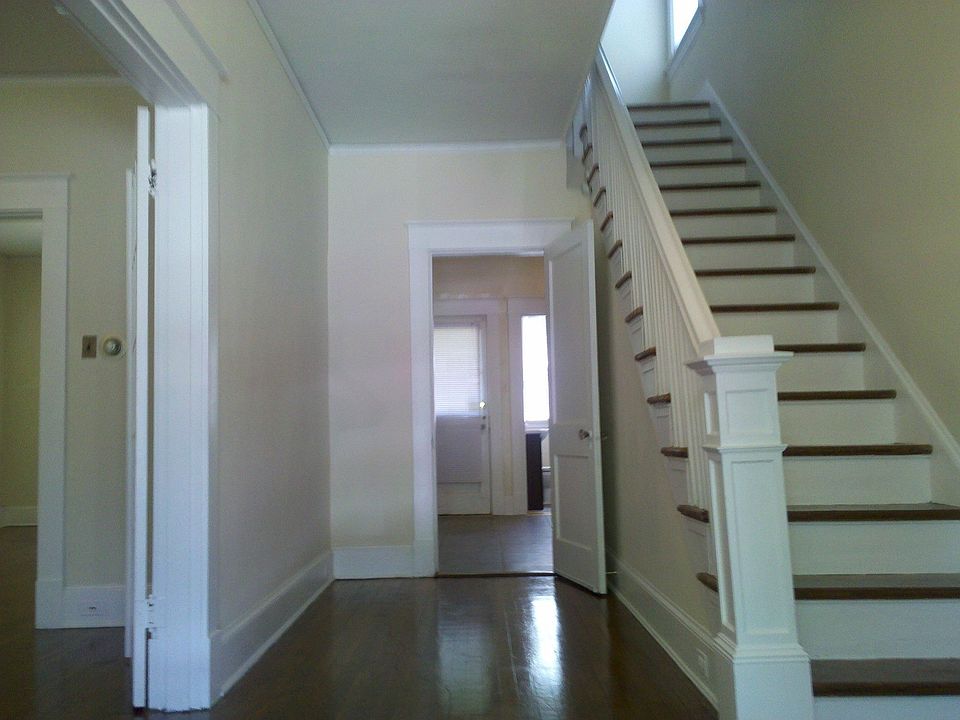 Classic Foyer