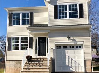 219 Huff Ave, Manville, NJ