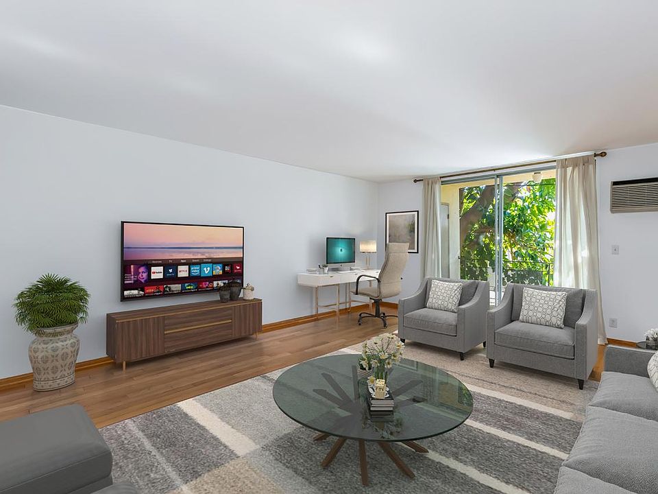 1st image of 1411 N Harper Ave