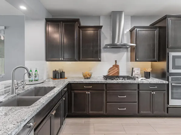 538 E PASARO Drive, Phoenix, AZ 85085