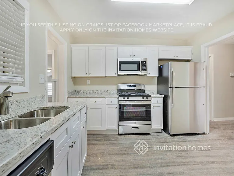562 Collingwood Dr — Photo 8