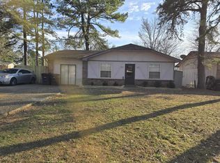 1033 Ferrell Dr, Jacksonville, AR 72076
