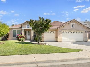 2979 Swift Ave, Clovis, CA 93611