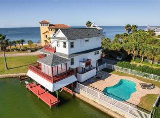 16619 Bayfront Dr, Jamaica Beach, TX 77554