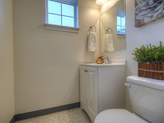 5th image of 4108-4110 108th St SW #6