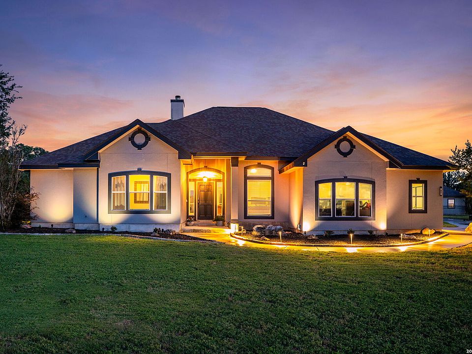 1st image of 277 TEXAS COUNTRY DR