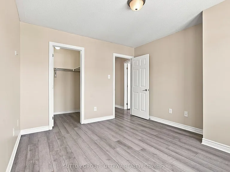2621 Baynes Sound Way — Photo 12